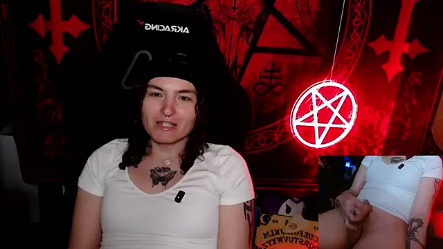 BrandiWRLD 999 online show from 13, 10, 2025