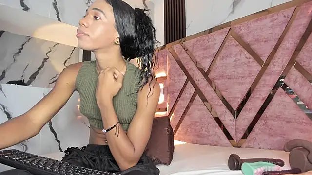 tifany bigdick online show from 4, 11, 2025