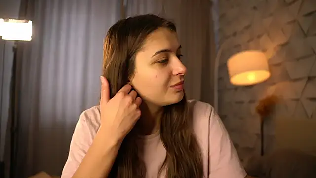 elisa moon online show from 8, 2, 2026