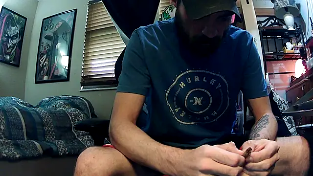 slutty guy12 online show from 26, 2, 2025