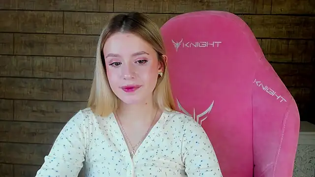 MilanaBalmain online show from 4, 3, 2026