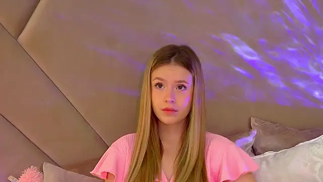 MilanaBalmain online show from 30, 9, 2025