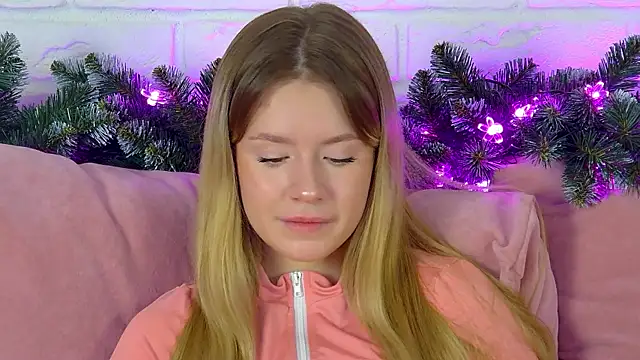 MilanaBalmain online show from 22, 12, 2025