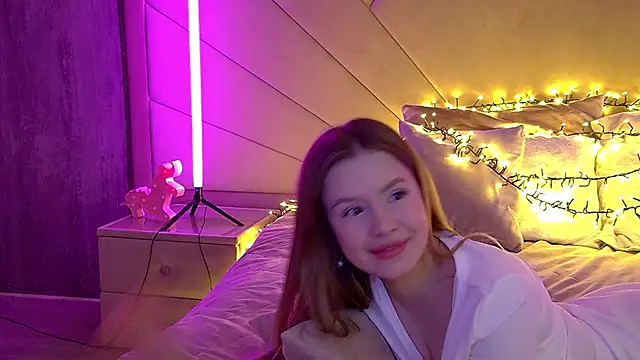 MilanaBalmain online show from 20, 3, 2025