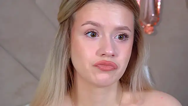 MilanaBalmain online show from 20, 2, 2026