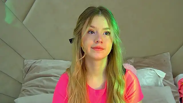 MilanaBalmain online show from 13, 10, 2025