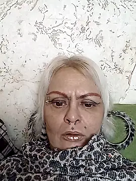 Gardener of Illusions online show from 8, 11, 2025