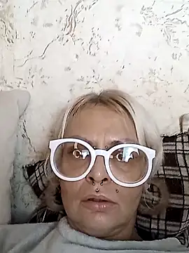 Gardener of Illusions online show from 4, 11, 2025