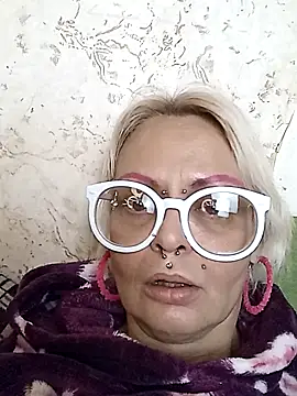 Gardener of Illusions online show from 28, 11, 2025