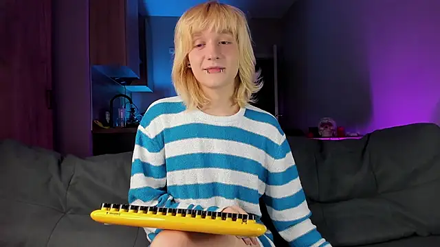 Gregory Byyrd online show from 8, 3, 2025