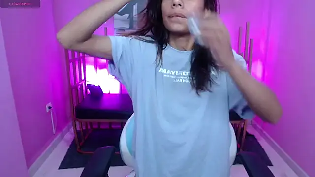 sophia salas online show from 10, 2, 2025