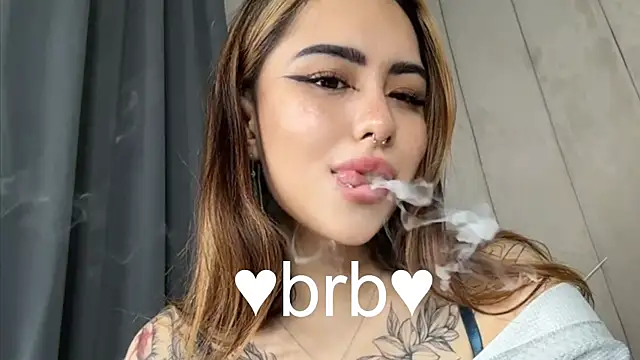 Snapshot of baby__kim chatting on 16, 10, 2025 baby kim online show from 16, 10, 2025