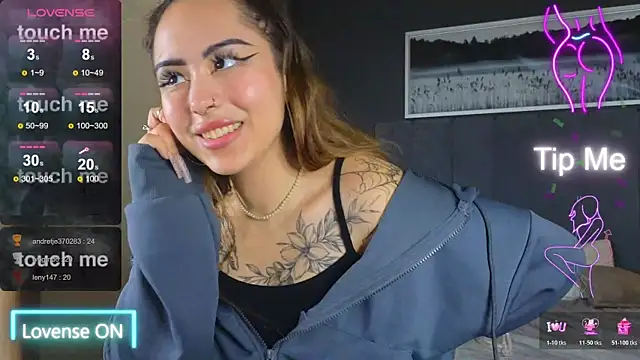 Snapshot of baby__kim chatting on 13, 11, 2025 baby kim online show from 13, 11, 2025