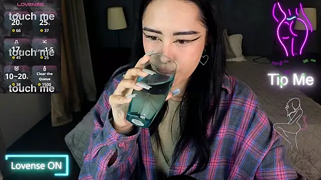 Snapshot of baby__kim chatting on 22, 12, 2025 baby kim online show from 22, 12, 2025