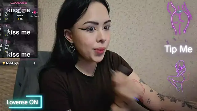 Snapshot of baby__kim chatting on 15, 2, 2026 baby kim online show from 15, 2, 2026