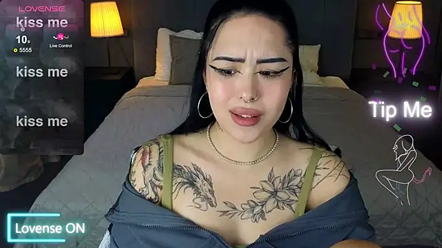 Snapshot of baby__kim chatting on 4, 12, 2025 baby kim online show from 4, 12, 2025