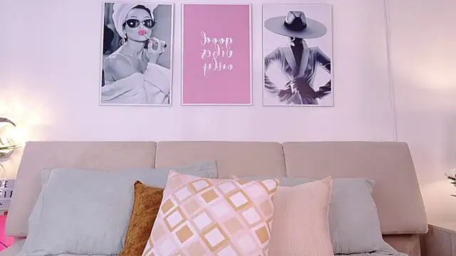 ChloeFerreira online show from 9, 4, 2026