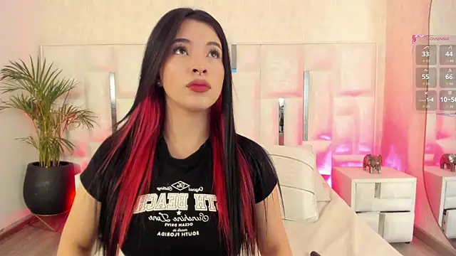 im nika  online show from 22, 10, 2025