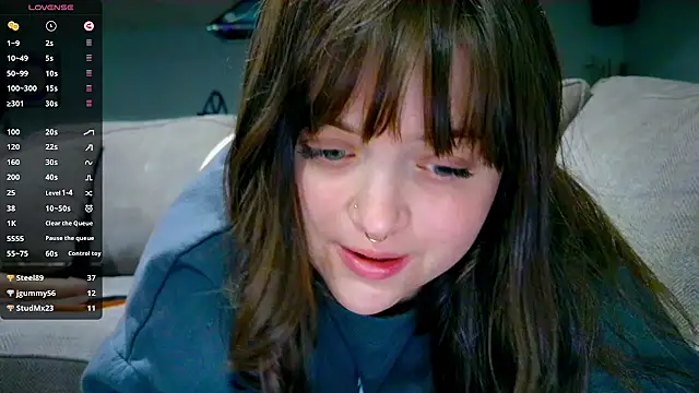 Snapshot of princess_emily4723 chatting on 9, 4, 2026 princess emily4723 online show from 9, 4, 2026
