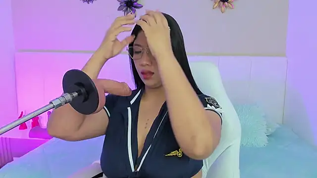 estrella bigboobs14 online show from 31, 10, 2025