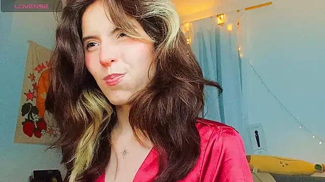 cherrybom969 online show from 18, 2, 2025