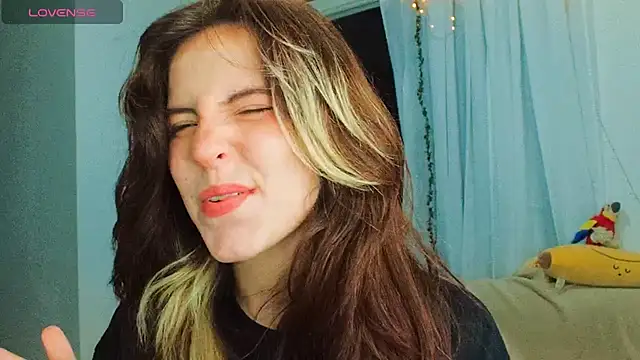 cherrybom969 online show from 7, 3, 2025