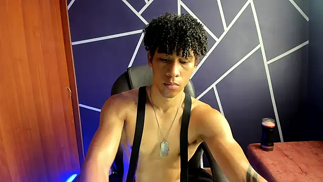 Pendragon1224 online show from 15, 12, 2024