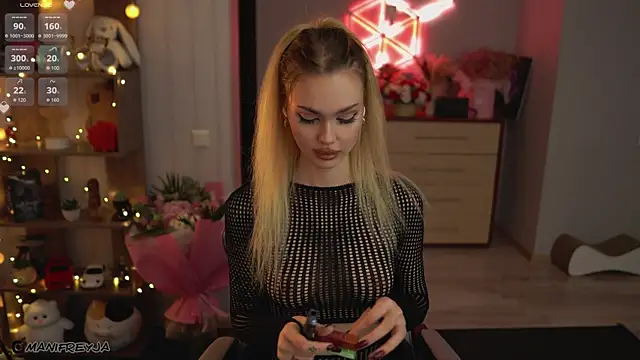 ManiFreyja online show from 11, 9, 2025