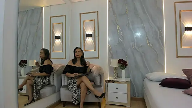 Snapshot of AmandaMartinez_ chatting on 17, 9, 2025 AmandaMartinez online show from 17, 9, 2025