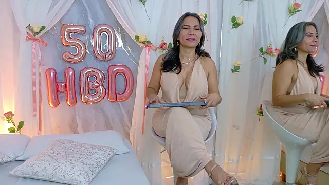 AmandaMartinez  online show from 9, 2, 2026