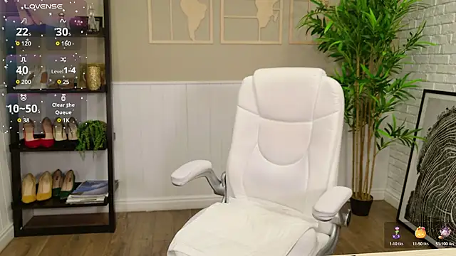 LadyLeea online show from 4, 10, 2025