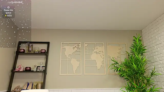 LadyLeea online show from 10, 11, 2025