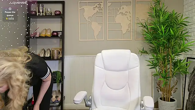 LadyLeea online show from 26, 5, 2026