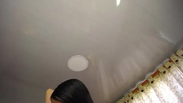 Mia Fischer online show from 6, 10, 2025