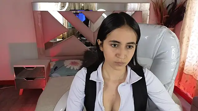 Mia Fischer online show from 5, 2, 2026