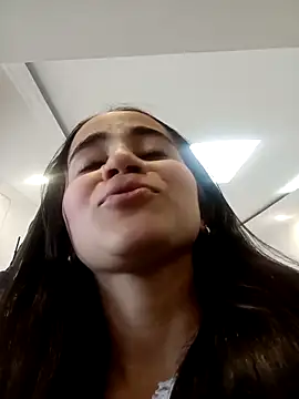 Mia Fischer online show from 9, 9, 2025