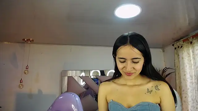 Mia Fischer online show from 9, 11, 2025