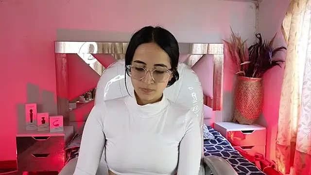 Mia Fischer online show from 8, 3, 2026