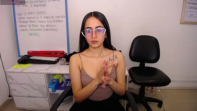 Mia Fischer online show from 30, 9, 2025