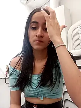 Mia Fischer online show from 7, 10, 2025