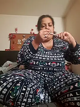 kittymorenita26 online show from 16, 1, 2025