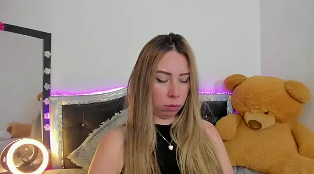 JanneKim online show from 12, 3, 2025