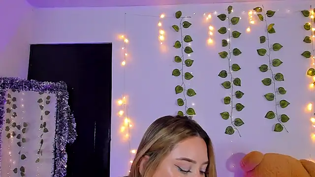 JanneKim online show from 10, 3, 2026