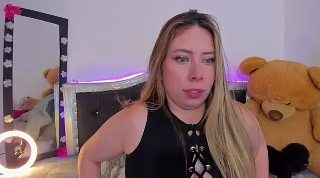 JanneKim online show from 7, 3, 2025