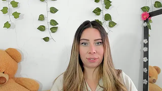 JanneKim online show from 3, 10, 2025