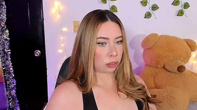 JanneKim online show from 10, 4, 2026