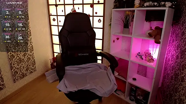 LianaBright online show from 25, 1, 2025