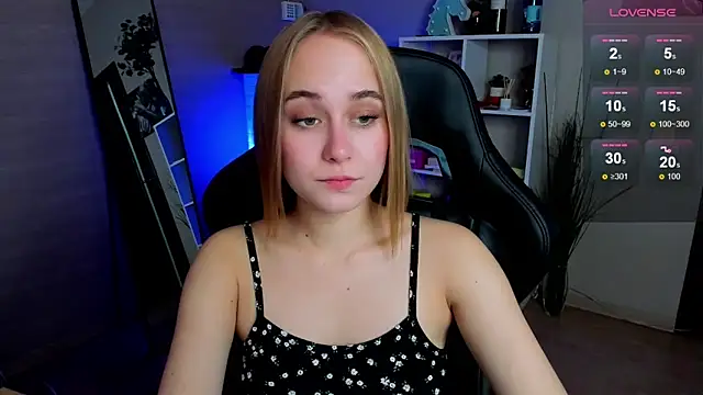 LianaBright online show from 12, 10, 2025