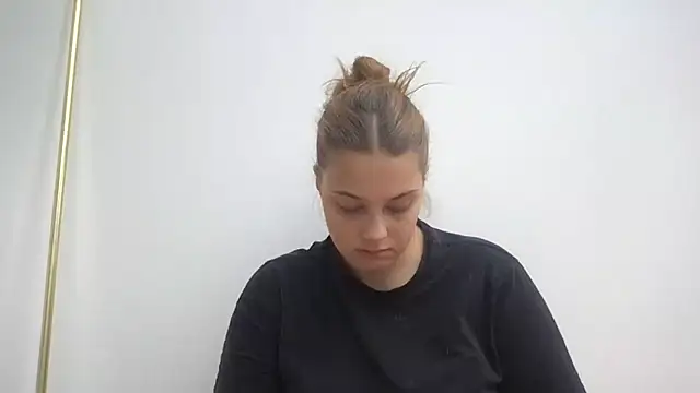 Krystal Tx online show from 26, 9, 2025