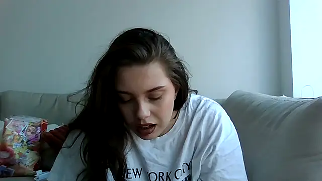 Krystal Tx online show from 15, 7, 2026